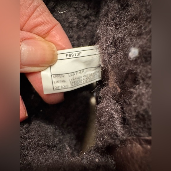 UGG women’s leather brown boot - Picture 6 of 9